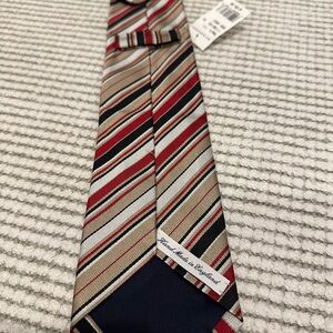 Burberry Silk Tie in Red and Navy